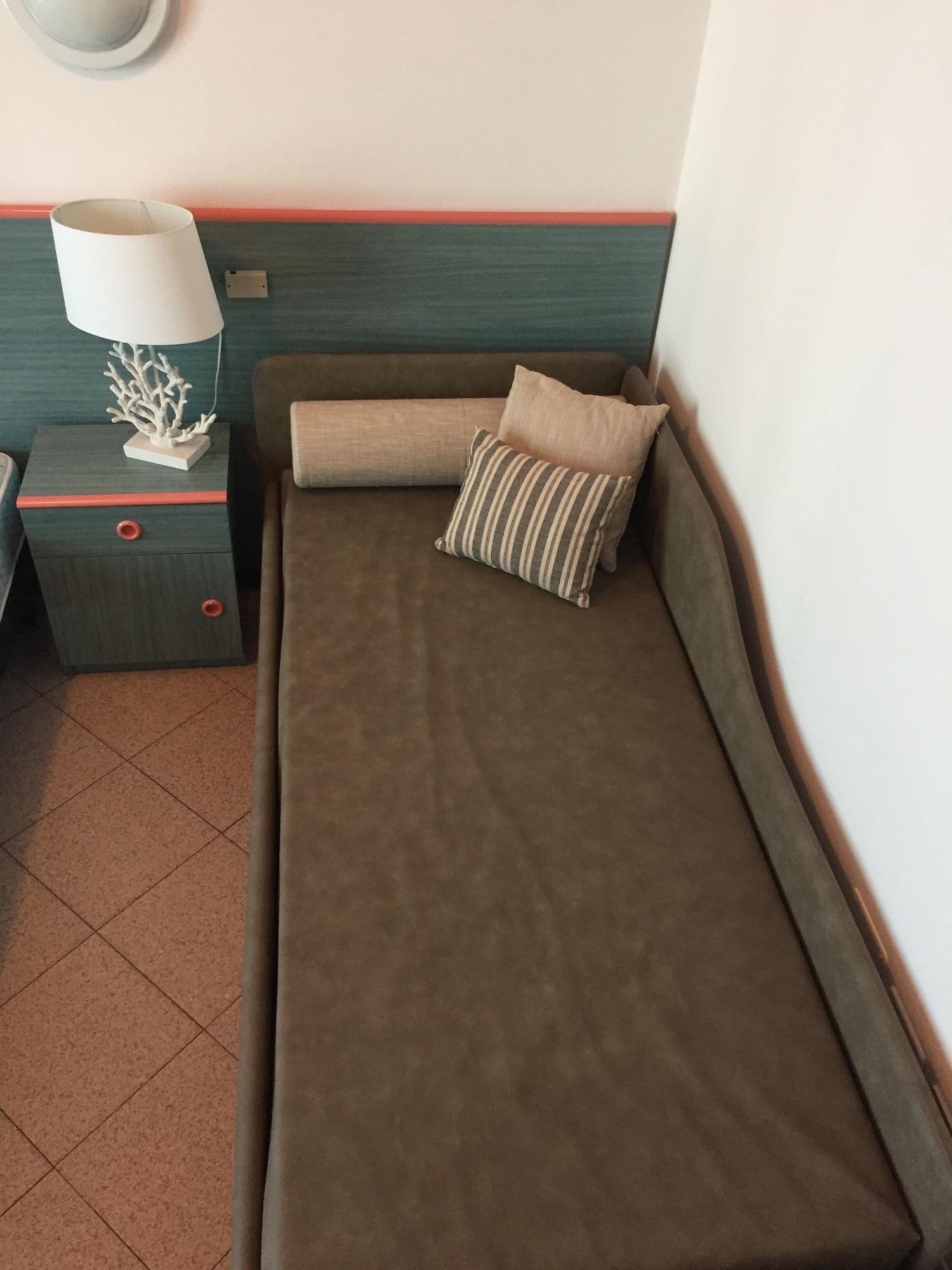 Hotel Storione Лидо ди Йезоло Екстериор снимка